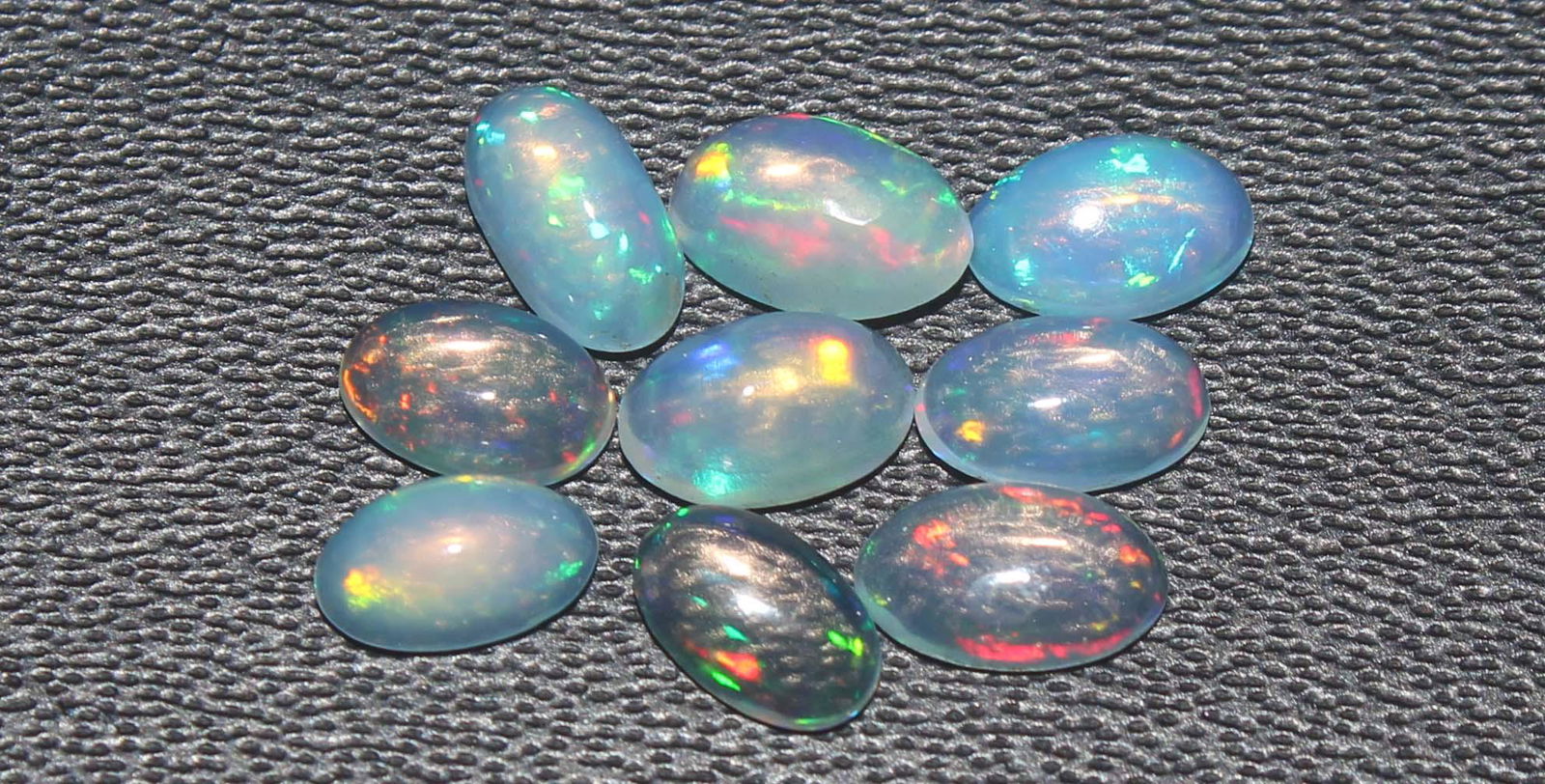 1.20 Cts Natural Ethiopian Opal Lot (1 of 2)