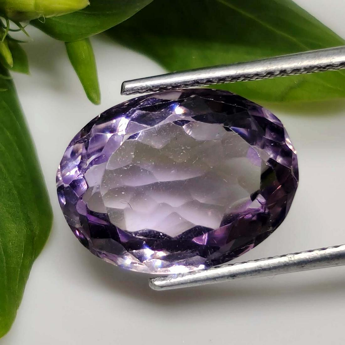 8.10 ct Natural Brazilian Purple Amethyst: No Reserve! Title: 8.10 ct Natural Brazilian Purple Amethyst Additional Information: Gemstones: Amethyst Carat Weights: 8.10 ct Size/Dimensions: 14.50 X 10.90 X 7.80 mm Origin : Brazil Materials & Tec