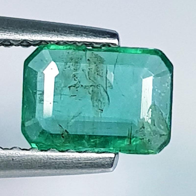 0.74 ctz" Fine Green Gem" Natural Zambian Emerald: No Reserve! Title: 0.74 ctz" Fine Green Gem" Natural Zambian Emerald Color/Clarity: Green / VS Gemstones: Emerald Carat Weights: 0.74 Size/Dimensions: 7.10 x 5.10 x 2.40 Additional Information: Octago