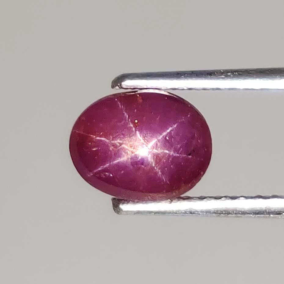 2.45 ct AAA Natural Star Ruby (1 of 2)