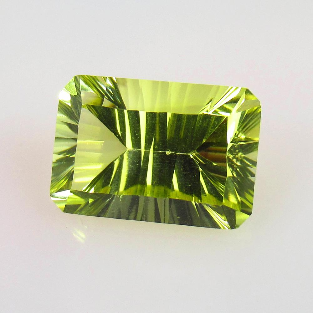 6.78 Ctw Natural Lemon Quartz Octagon Cut: No Reserve! Title: 6.78 Ctw Natural Lemon Quartz Octagon Cut Stone Clarity: VVS Gemstones: Natural Lemon Quartz Carat Weights: 6.78 Size/Dimensions: 14.00 x 9.60 x 7.50 mm Additional Information: Top 