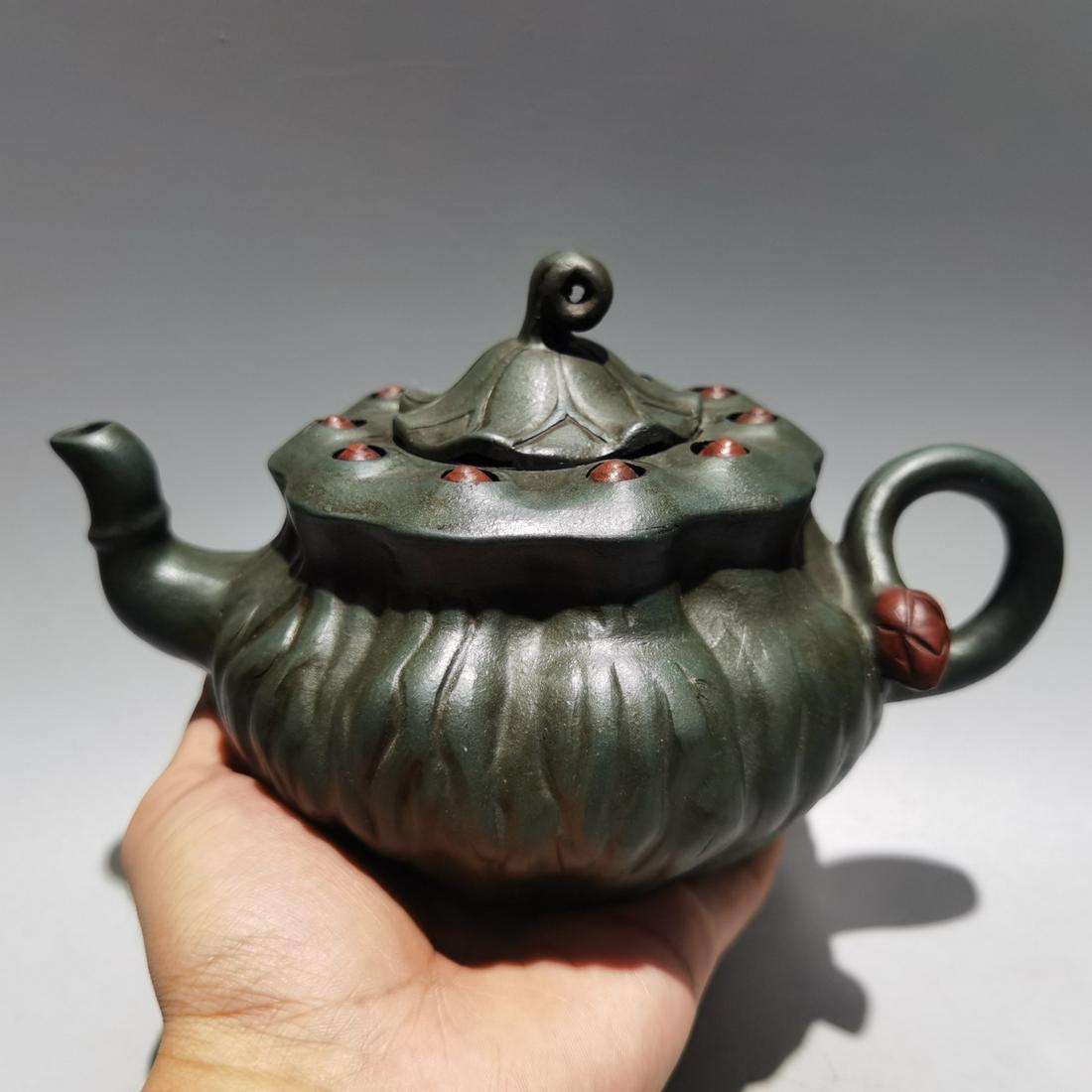 Chinese Yixing Zisha Clay Lotus Leaf Teapot w Artist Signed (1 of 9)