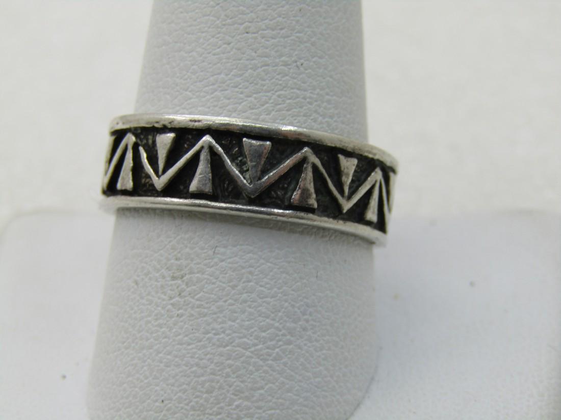 Vintage Sterling Silver Southwestern Band Ring, Sz. 11, 7mm - Wedding Band (1 of 6)
