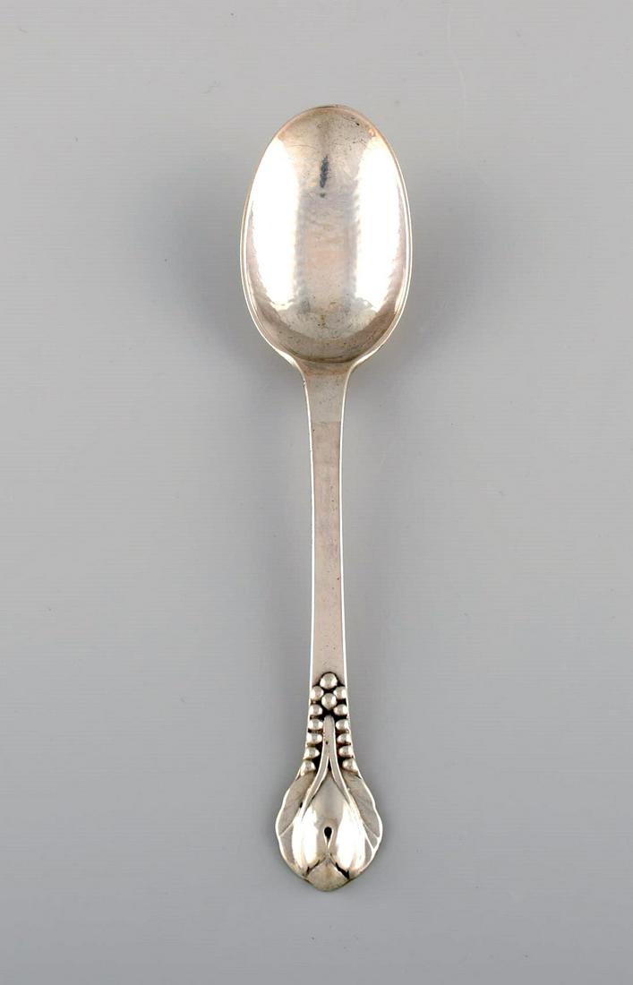 Antique Evald Nielsen Number 3 dessert spoon in silver (830). Ca. 1920.: Title: Antique Evald Nielsen Number 3 dessert spoon in silver (830). Ca. 1920. Description: Antique Evald Nielsen Number 3 dessert spoon in silver (830). Ca. 1920. Length: 17.3 cm. Stamped. In excelle