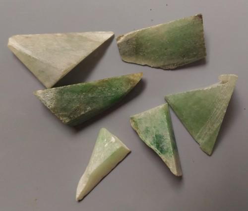 7.01 GRAM SET OF 6 GENUINE JADEITE JADE (1 of 6)