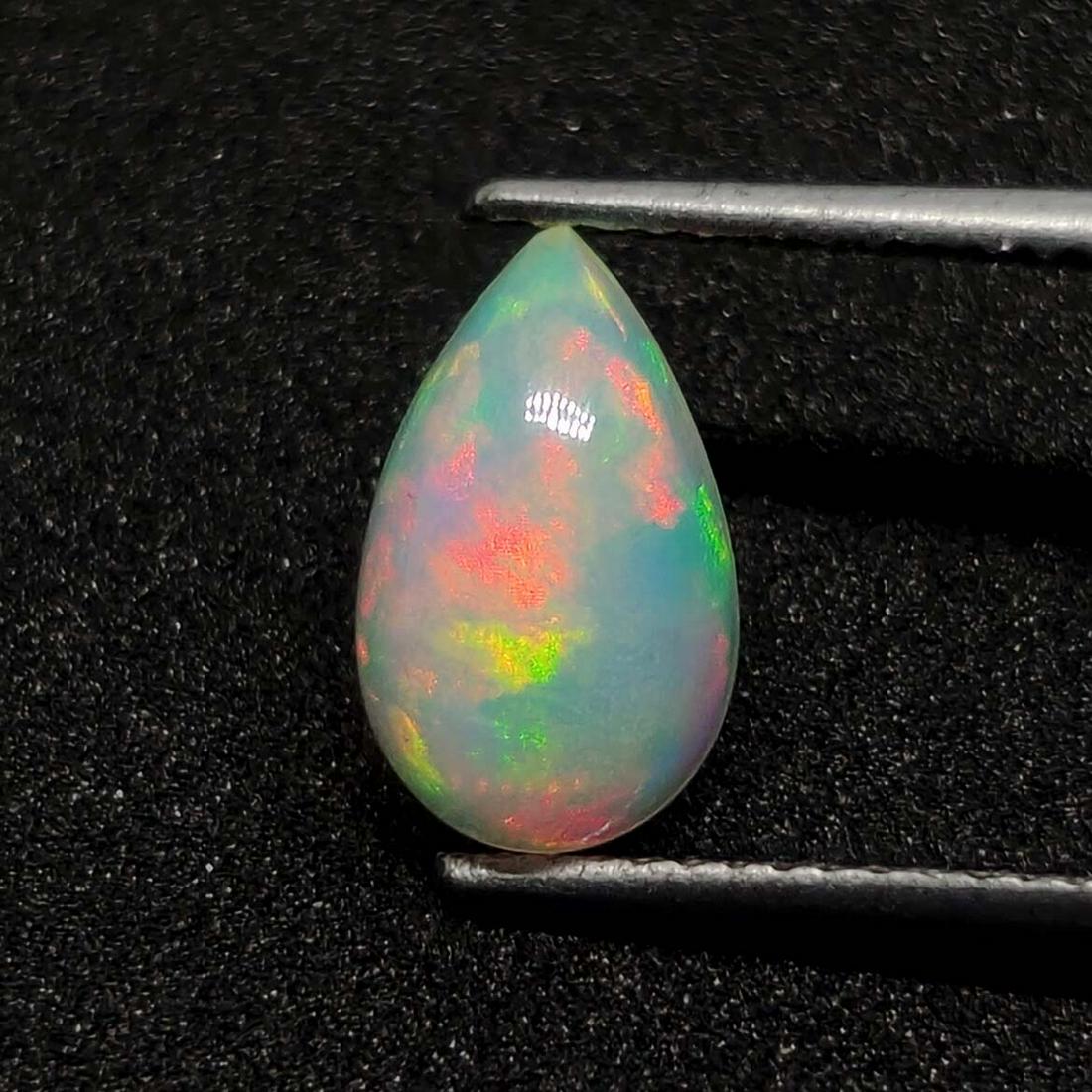 1.10 ct Natural Ethiopian White Fire Opal (1 of 2)