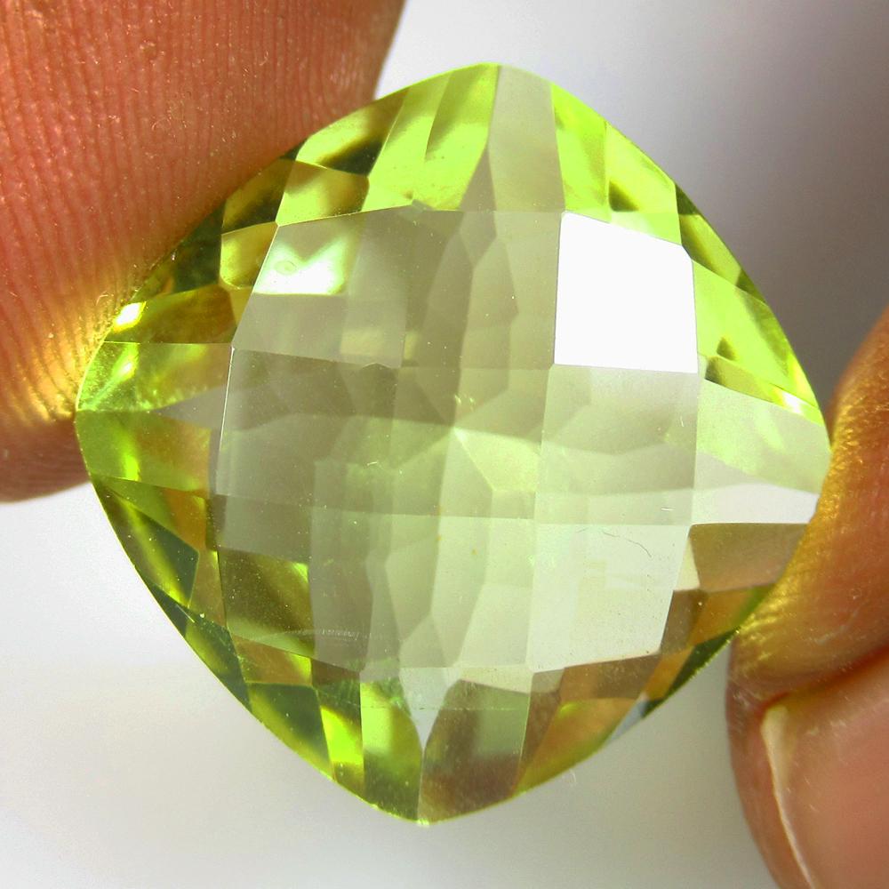 15.18 Ctw Natural Lemon Quartz Cushion Cut: No Reserve! Title: 15.18 Ctw Natural Lemon Quartz Cushion Cut Stone Clarity: VVS Gemstones: Natural Lemon Quartz Carat Weights: 15.18 Size/Dimensions: 17.20 x 17.10 x 8.90 mm Additional Information: T