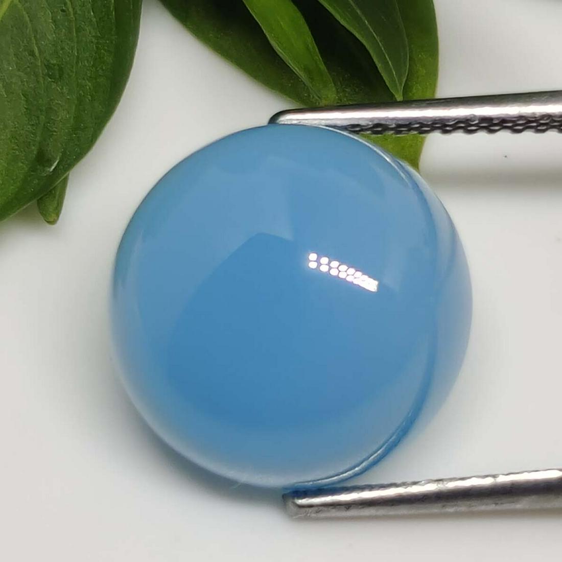 8.05 ct Natural Blue Chalcedony: No Reserve! Title: 8.05 ct Natural Blue Chalcedony Additional Information: Gemstones: Chalcedony Carat Weights: 8.05 ct Size/Dimensions: 11 X 11 mm Materials & Techniques: Chalcedony Shipping: Domesti