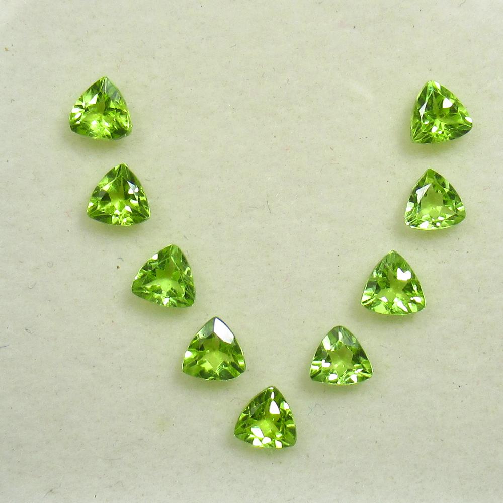 2.37 Ctw Natural Peridot Trillion Necklace Set (1 of 2)