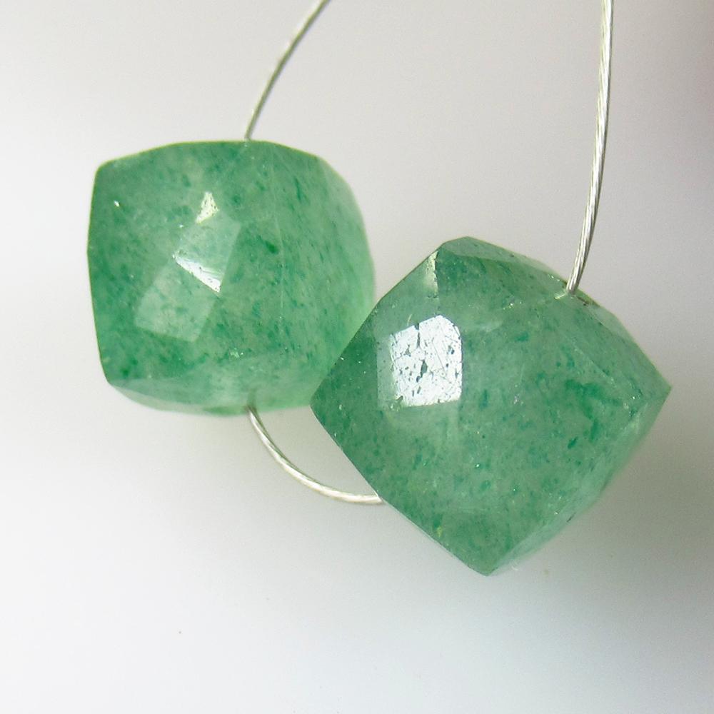 8.13 Ctw Natural 2 Drilled Green Beryl Square Beads: No Reserve! Title: 8.13 Ctw Natural 2 Drilled Green Beryl Square Beads Stone Clarity: VVS Gemstones: Natural Amethyst Beads Carat Weights: 8.13 Size/Dimensions: 7.60 x 7.60 x 7.40 mm / 2 Pc's Addition