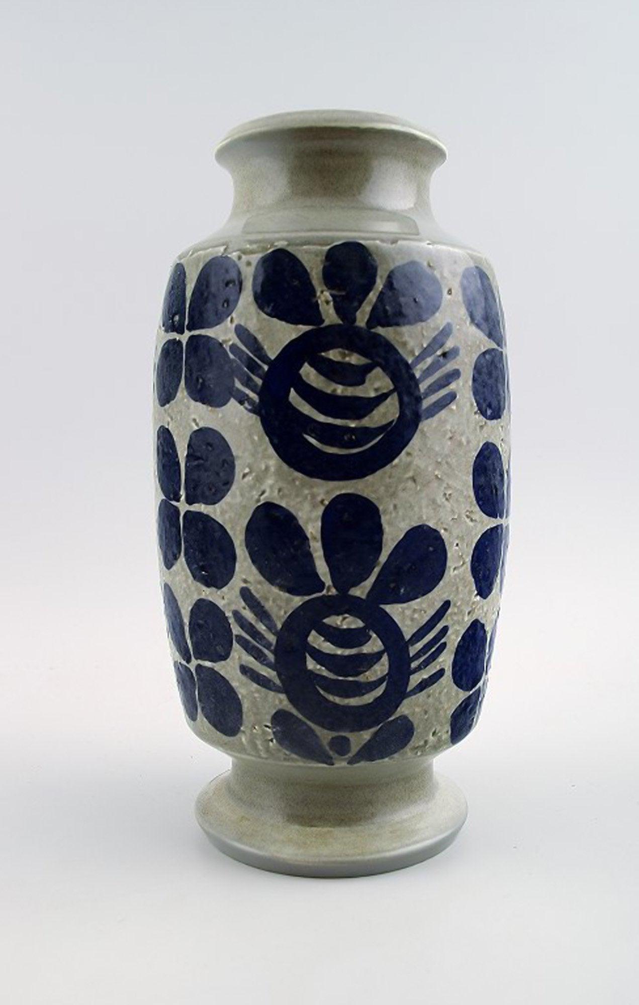 Göran Andersson, Upsala-Ekeby. Ceramic Vase, dark blue decoration on gray base.: Göran Andersson, Upsala-Ekeby. Ceramic Vase, dark blue decoration on gray base. Marked. In perfect condition. Measures 22 cm. Reserve: $189.00 Shipping: Domestic: Shipping rates are determined by