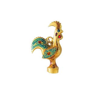 19k Portuguese Yellow Gold 4.4g Vintage Enamel Rooster Charm: Details Condition: Excellent Condition, Professionally Cleaned and Polished Metal: 19k Gold (Marked, and Professionally Tested) Weight: 4.4g Length: 1.2 Inches Width: .75 Inches Markings: "800"