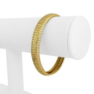 14k Yellow Gold 20.9g Ladies 10mm Greek Key Pattern Omega Link Bracelet Italy 7": Details Condition: Excellent Condition, Professionally Cleaned and Polished Metal: 14k Gold (Marked, and Professionally Tested) Weight: 20.9g Length: 7 Inches Width: 10mm Closure: Box Tab