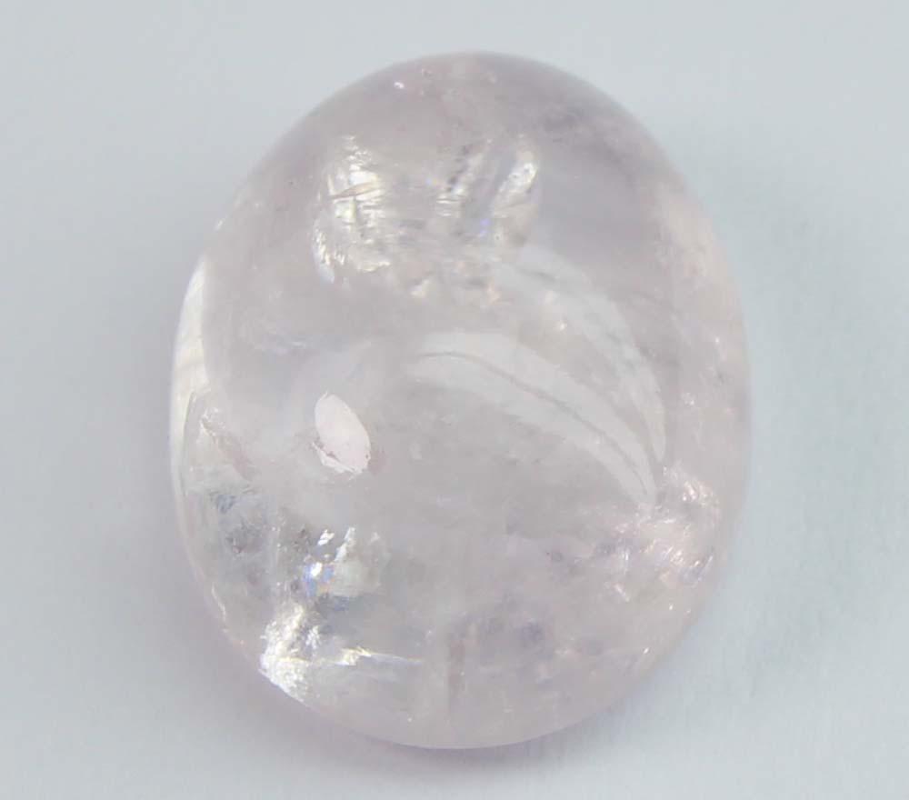 4.26 cts Natural Morganite: No Reserve! Title: 4.26 cts Natural Morganite Additional Information: Gemstone : Natural Morganite Shape and Cut : Oval Cabochon Weight : 4.26 carats Measurements : 12x9 mm Color : Peach Transparency