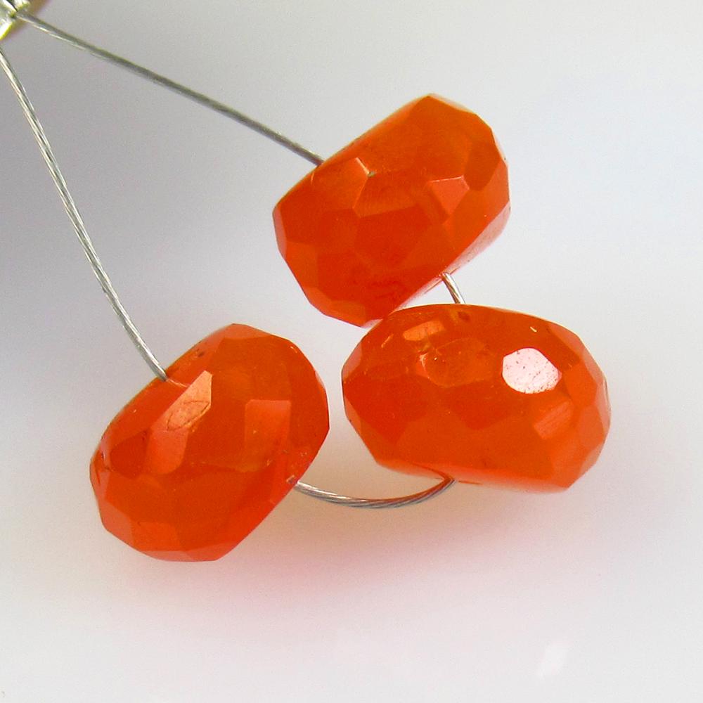 7.61 Ctw Natural 3 Drilled Orange Carnelian Round Beads: No Reserve! Title: 7.61 Ctw Natural 3 Drilled Orange Carnelian Round Beads Stone Clarity: Semi-Transparent Gemstones: Natural Carnelian Beads Carat Weights: 7.61 Size/Dimensions: 7.70 - 8.20 mm / 3 Pc