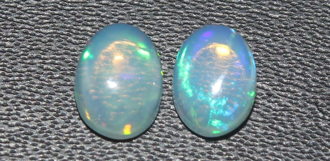 1.05 Cts Natural Ethiopian Opal Set (1 of 2)