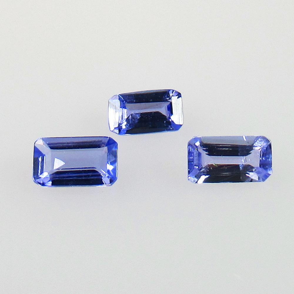 0.86 Ctw Natural 3 Tanzanite Octagon Set: No Reserve! Title: 0.86 Ctw Natural 3 Tanzanite Octagon Set Stone Clarity: VVS Gemstones: Natural Tanzanite Carat Weights: 0.86 Size/Dimensions: 5.20 x 3.10 x 1.80 mm / 3 Pc's Additional Information: 