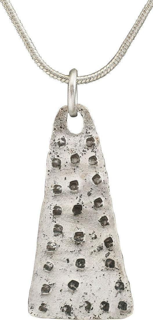 VIKING SORCERESS'S AMULET, 9TH-11TH CENTURY AD (1 of 3)