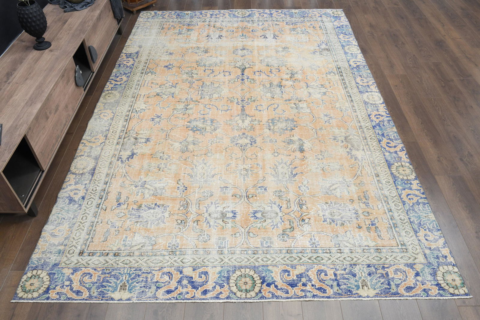 Vintage Turkish Rug (#0011) on Nov 22, 2022 | Jasper52 in NY Vintage Turkish Rug (#0011) on Nov 22, 2022 | Jasper52 in NY