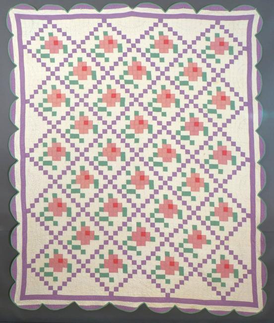 Unusual Antique Quilt. (1 of 9)