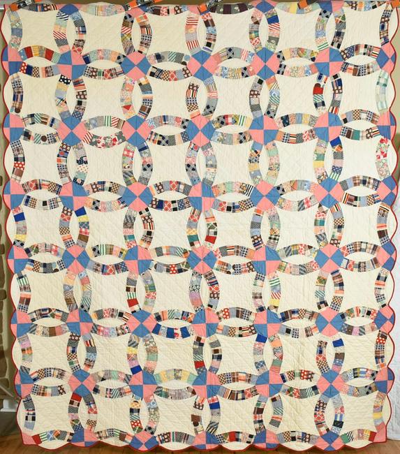 30's Double Wedding Ring Quilt (1 of 8)
