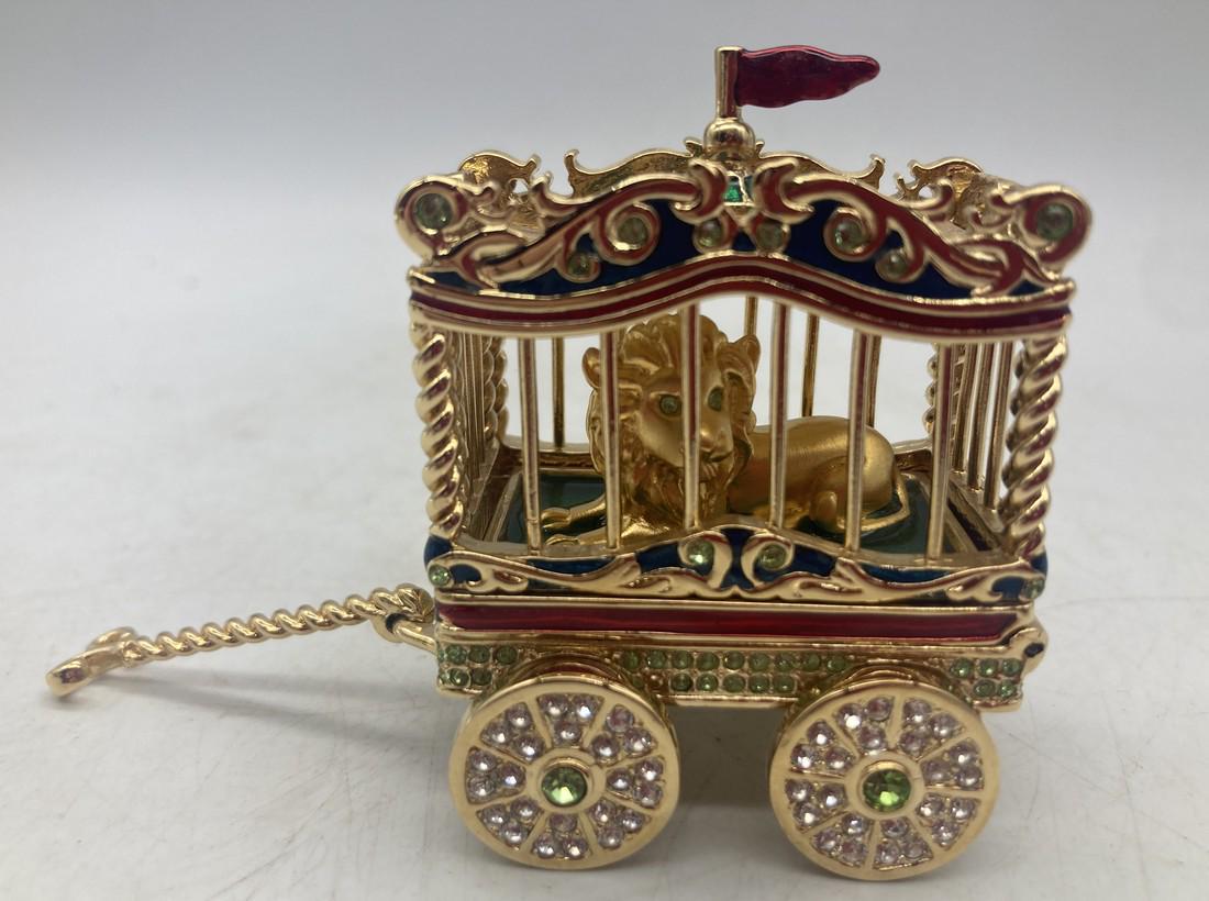 ESTEE LAUDER 2002 COMPACT CIRCUS LION FULL W BOXES PLEASURES PERFUME (1 of 8)