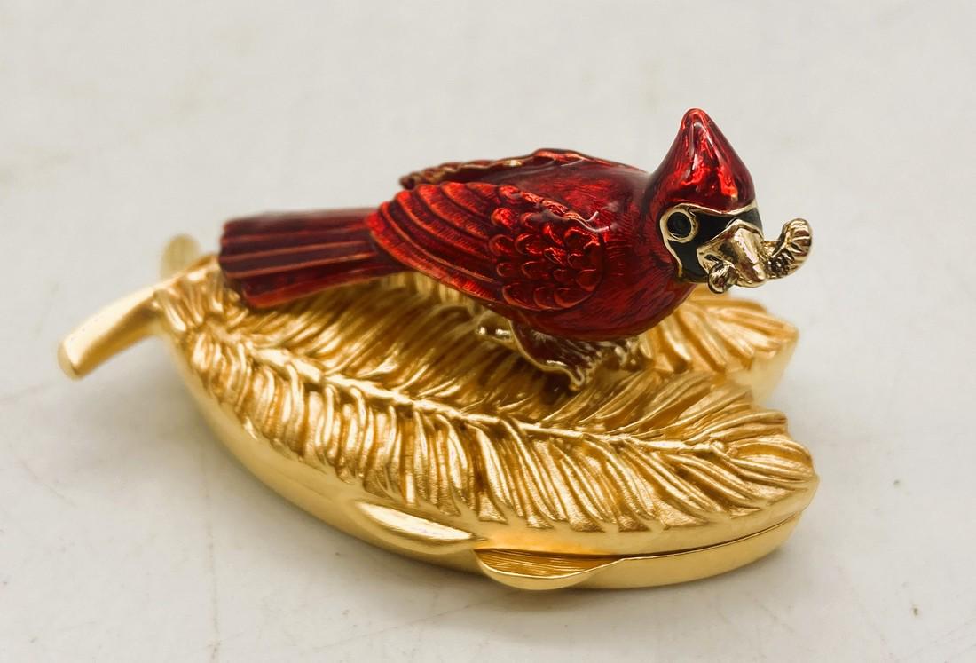 ESTEE LAUDER 2003 SOLID PERFUME COMPACT BRILLIANT CARDINAL RED BIRD Full in Original Box (1 of 7)