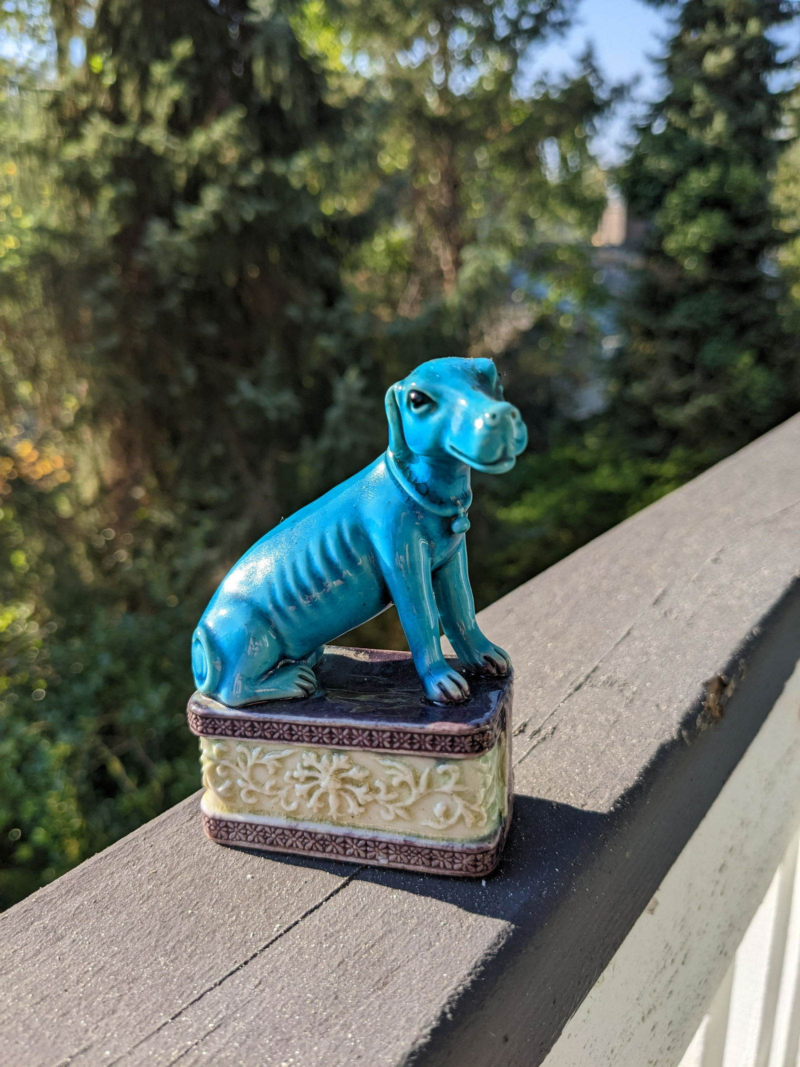 Antique Chinese Republic Era porcelain foo dog (1 of 10)