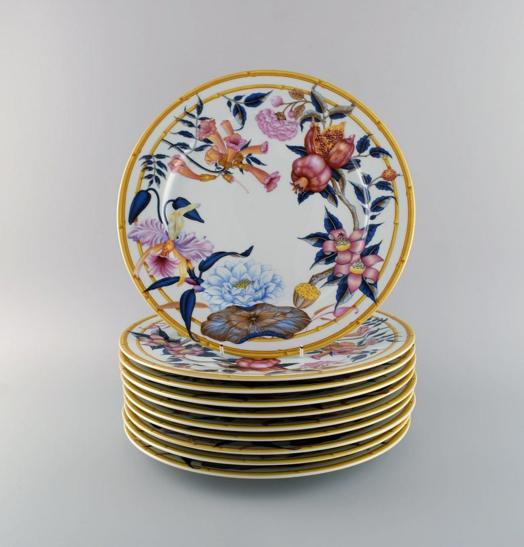 Porcelaine de Paris. "Aurore Tropicale". 10 porcelain cover plates decorated with flowers and (1 of 5)
