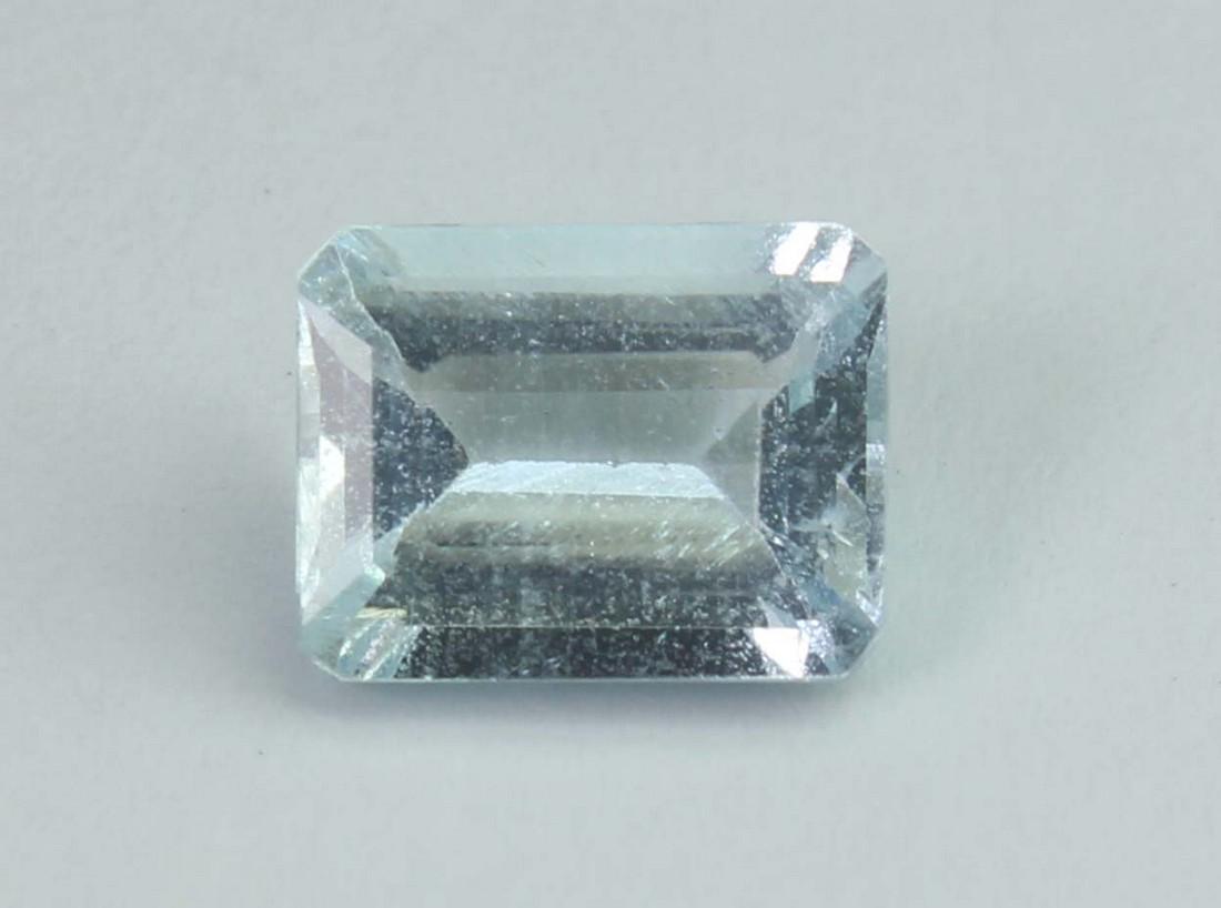 1.63 Cts Natural Aquamarine: No Reserve! Gemstone: Natural Aquamarine Origin: Australia Weight: 1.63 carats Dimensions: 8x6 mm , Shape: Rectengular Cut Color: Colorles Treatment: No Treatment Transparency: Transparent Clarity: No