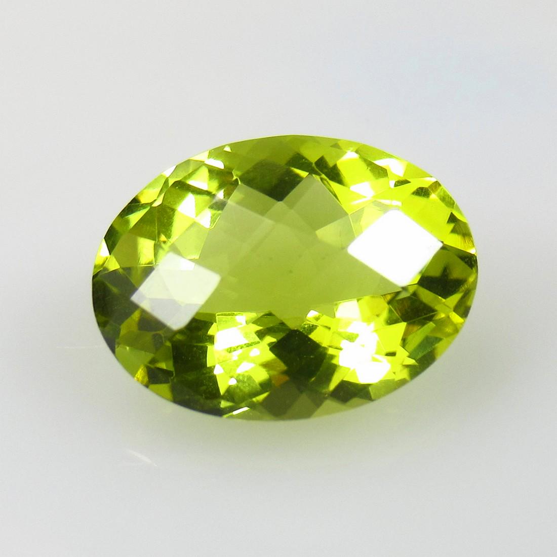 8.40 Ctw Natural Lemon Quartz Oval Cut: No Reserve! Title: 8.40 Ctw Natural Lemon Quartz Oval Cut Stone Clarity: VVS Gemstones: Natural Lemon Quartz Carat Weights: 8.4 Size/Dimensions: 16.20 x 12.00 x 8.20 mm Additional Information: Top Cla