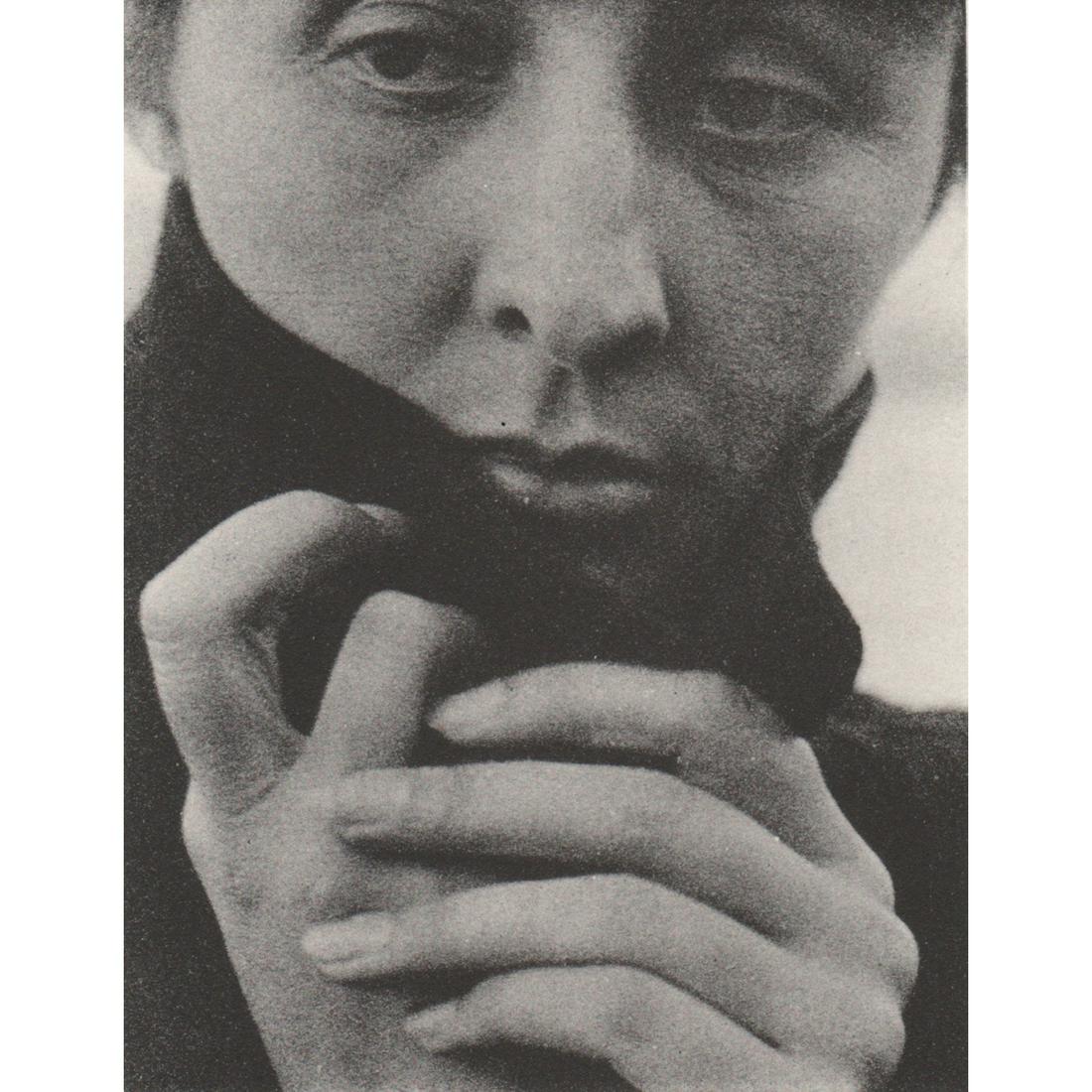 ALFRED STIEGLITZ - Georgia O'Keeffe 1918: Artist: ALFRED STIEGLITZ Print Title: Georgia O'Keeffe, 1918 Medium: Collotype Printing Date: 1950's Printed in the USA Image Size approx: 4.5 x 3.5 inches Alfred Stieglitz (1864-1946) was a prominent
