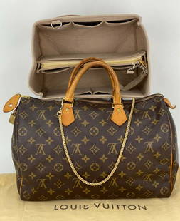 Louis Vuitton Monogram Canvas Speedy 35 Shoulder Bag Added Insert & Chain A907: SKU A907 1221 Pre-Owned 100% Authentic Louis Vuitton Speedy 35 Monogram Canvas W/added Insert to help keep upright and organize and added chain to carry as a shoulder bag RATING: B/C...good, shows