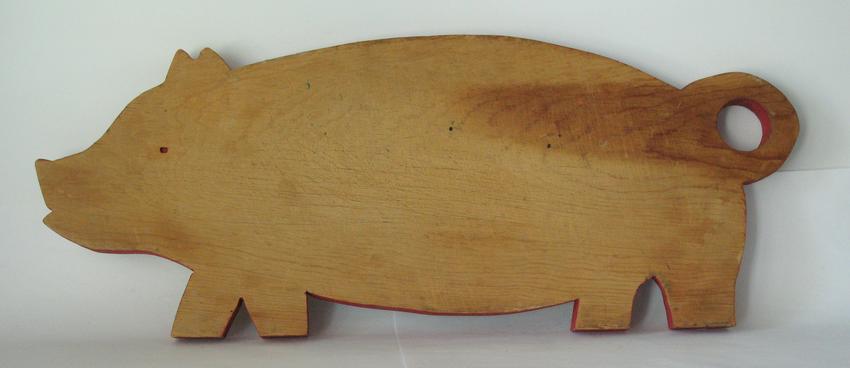 Vintage Pig Shaped Cutting Board (1 of 4)