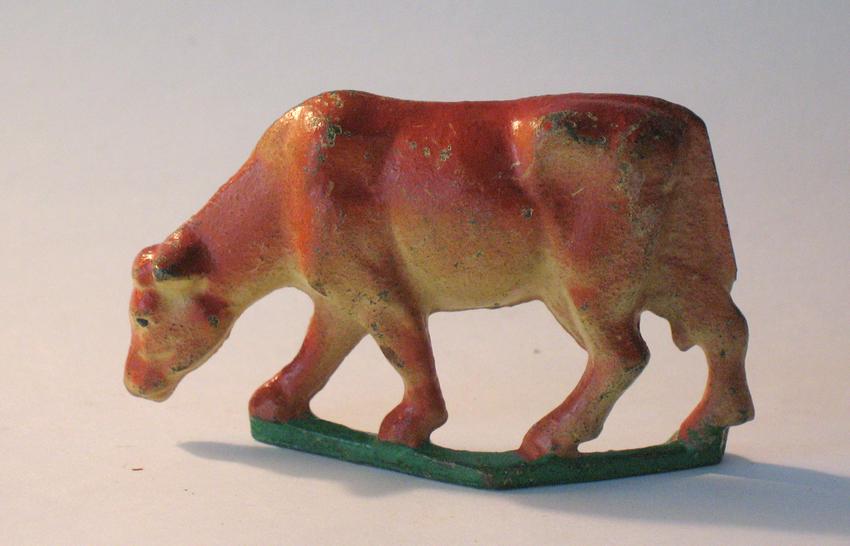 Vintage Cast Iron Cow Paper Weight (1 of 2)