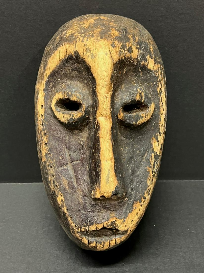 Lega Statue (1 of 6)