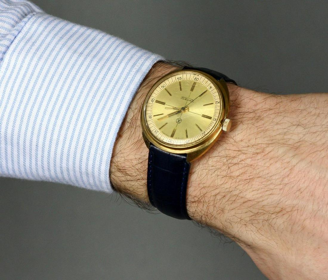 Raketa Vintage Men Wrist Watch Rare Golden Vintage Men Wrist Watch