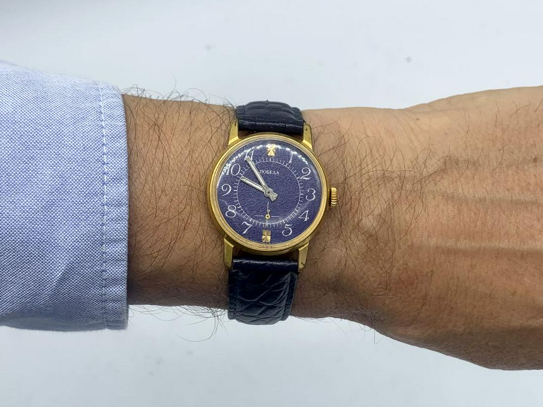 Pobeda vintage men wrist watch / Russian antique unisex USSR watches: Materials Band material: Leather Gold, Stainless steel Pobeda vintage men wrist watch. Russian antique unisex white USSR watches. Mens watch. Vintage watch. Military watch. Mens Wrist Watch. Watches f
