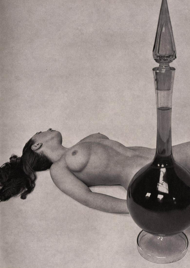 ZOLTAN GLASS - Reclining Nude: Artist: ZOLTAN GLASS Print Title: Reclining Nude Printing Date: 1955 Medium: Rare, Authentic Vintage Photoengraving on glossy clay coated paper Printed in: Germany Image Size: (inches) approx 10.5 x 8
