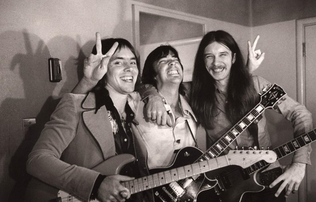 JIM MARSHALL - Ronnie Montrose, Boz Scaggs and Les Dudek, Oakland , 1971: Artist: JIM MARSHALL Print Title: Ronnie Montrose, Boz Scaggs and Les Dudek, Oakland , 1971 Printing Date: 1990’s Medium: Duotone Photo-lithograph Printed in: Italy Image Size: approx. 5 x 8R