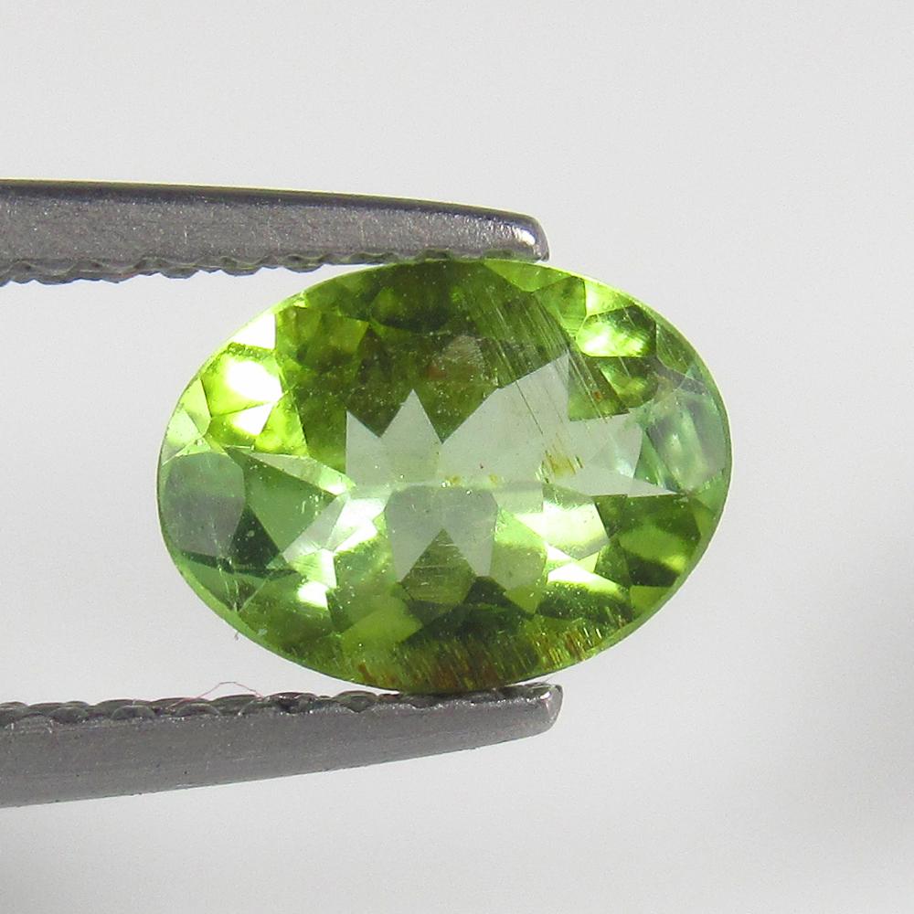 Natural Tourmaline - 0.93 Ct (1 of 2)