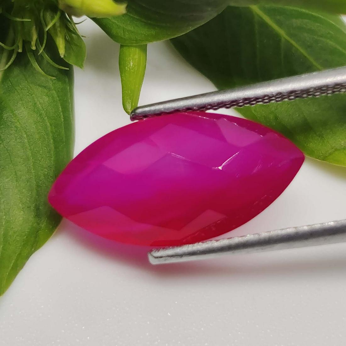 4.10 ct Natural Pink Onyx: No Reserve! Gemstones: Onyx\t Carat Weights: 4.10 ct \t Size/Dimensions: 16 x 8 mm Shipping: Domestic: Flat-rate of $7.00 to anywhere within the contiguous U.S. International: Foreign shipping rates a