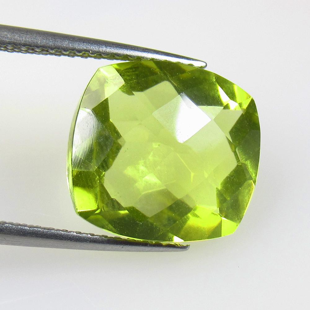6.93 Ctw Natural Lemon Quartz Cushion Cut: No Reserve! Title: 6.93 Ctw Natural Lemon Quartz Cushion Cut Stone Clarity: VVS Gemstones: Natural Lemon Quartz Carat Weights: 6.93 Size/Dimensions: 12.40 x 11.60 x 7.30 mm Additional Information: Goo