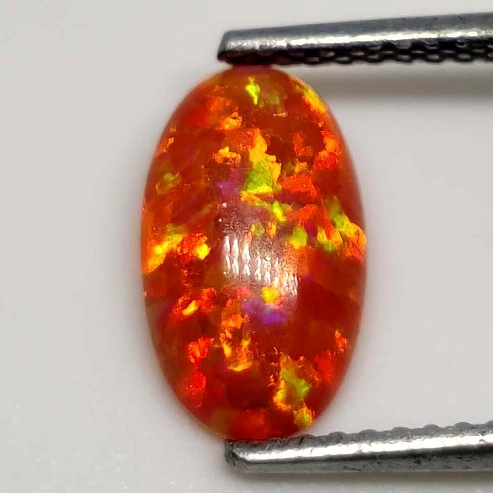 0.70 ct Gorgeous Doublet Opal (1 of 3)