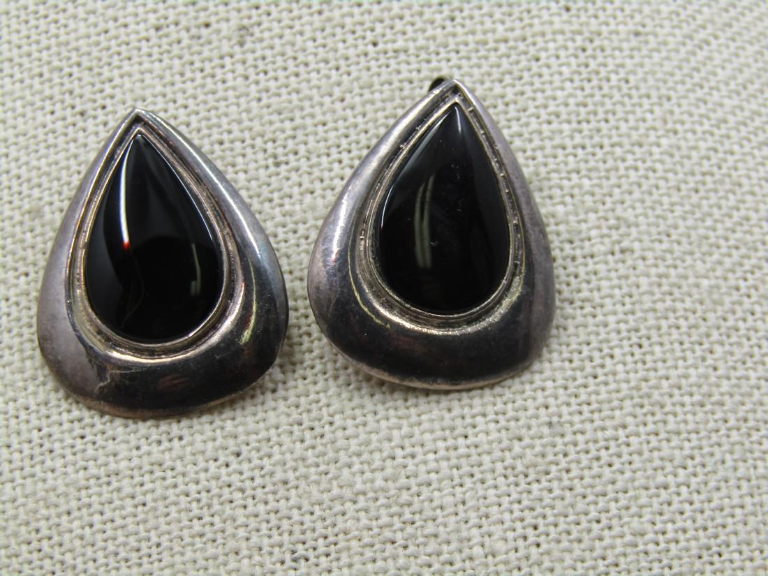 Vintage Sterling Black Onyx Teardrop Earrings, Pierced, 1970's-1980's. (1 of 4)
