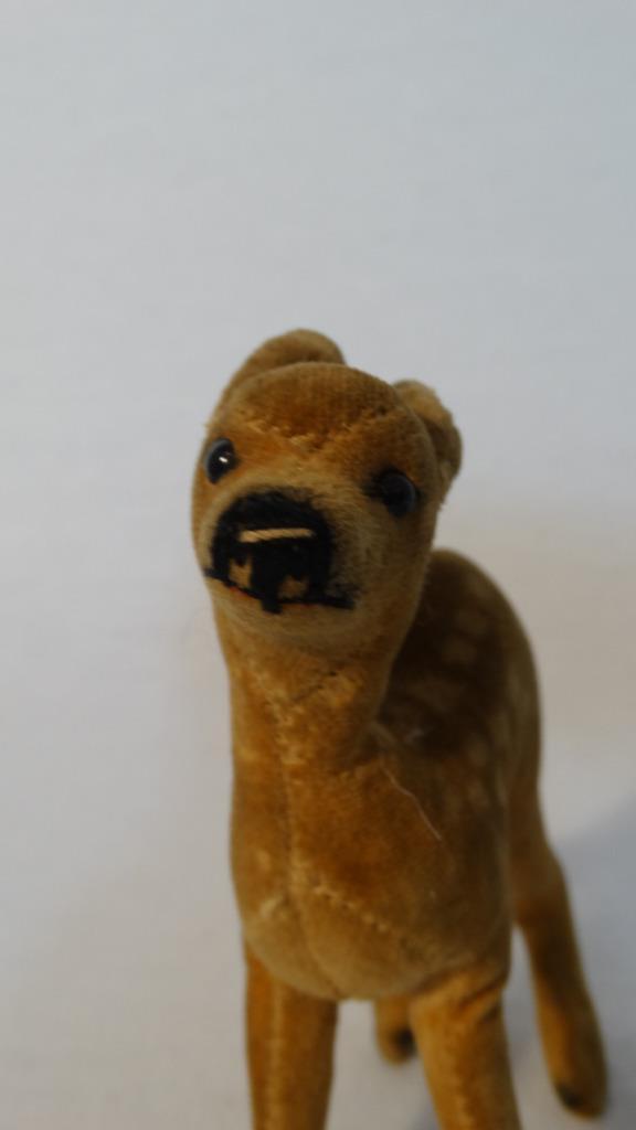 1949-1958 STEIFF BABY FAWN VELVET 6412.0 12CM 5 INCHES BROWN & BEIGE SPOTS: 1949-1958 STEIFF BABY FAWN VELVET 6412.0 12CM 5 INCHES BROWN & BEIGE SPOTS 1949-1958 STEIFF BABY FAWN VELVET 6412.0 12CM 5 INCHES BROWN & BEIGE SPOTS Description STEIFF 1949-1958 BABY FAWN VELVET 6412