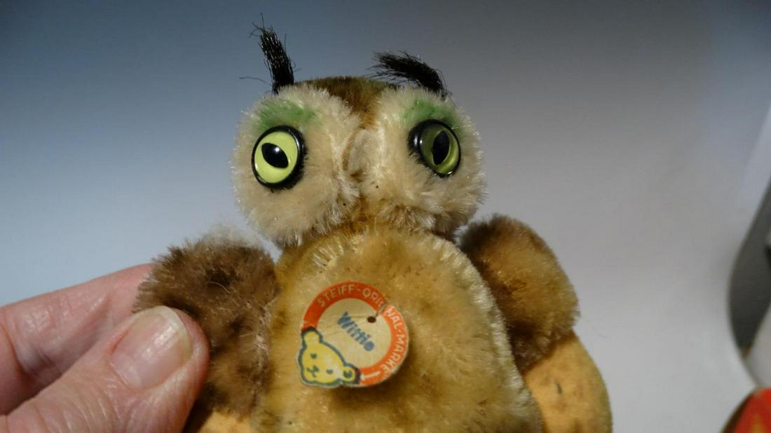 1959-1976 STEIFF "WITTIE" THE OWL "10CM 4 INCHES PAPER TAG & SILVER RAISE BUTTON (1 of 5)