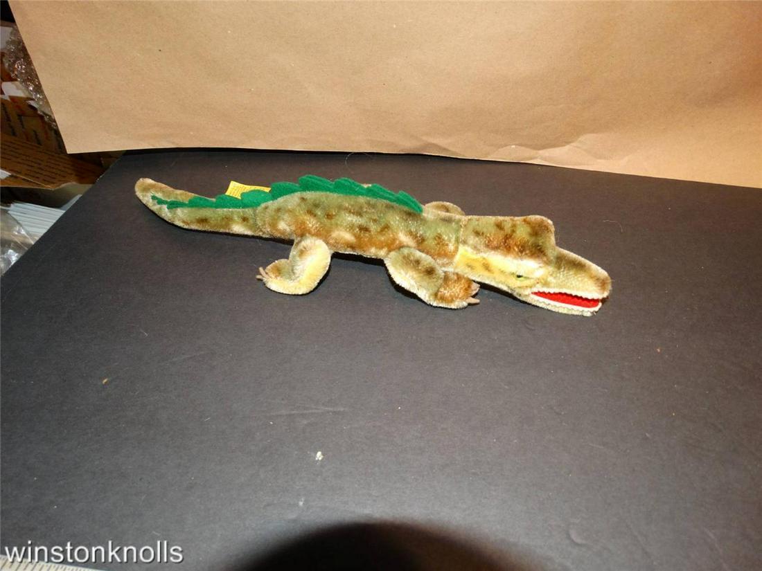 1968 STEIFF "GATY" THE CROCODILE PAPER TAG & BUTTON YELLOW TAG 0970/15 15CM: 1968 STEIFF "GATY" THE CROCODILE PAPER TAG & BUTTON YELLOW TAG 0970/15 15CM 1968 STEIFF "GATY" THE CROCODILE PAPER TAG & BUTTON YELLOW TAG 0970/15 15CM Description 1968 STEIFF 15CM 6 INCHES PER TAG PL