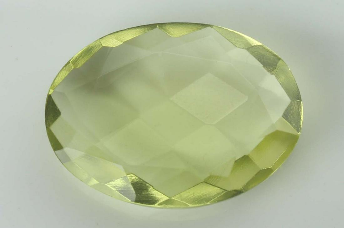 7.84 Cts Natural Lemon Quartz: No Reserve! Title: 7.84 Cts Natural Lemon Quartz Additional Information: Gemstone : Natural Lemon Quartz Shape and cut : Oval Cut Origin : Africa Weight : 7.84 carats Measurements : 17.45x12.79x4.99 m