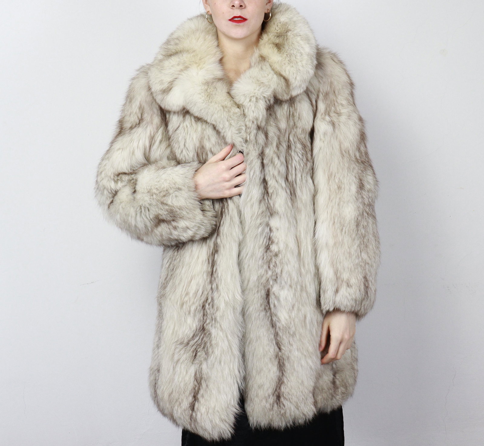 BLUE FOX FUR JACKET-Size L - US16 (1 of 12)